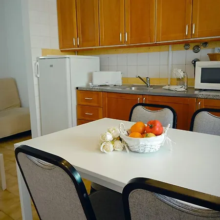 Sweet Clube Da Rocha 404 *