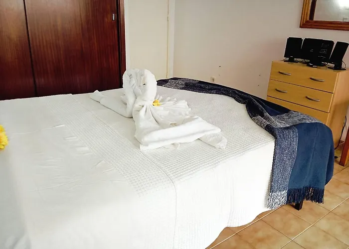 Апартаменти Sweet Clube Da Rocha 404 Портіман