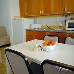 Sweet Clube Da Rocha 404 *